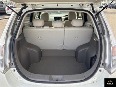 2017 Nissan Leaf - Thumbnail