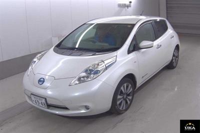 2017 Nissan Leaf - Thumbnail