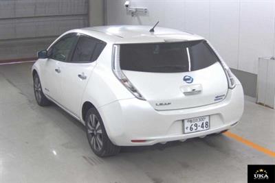 2017 Nissan Leaf - Thumbnail