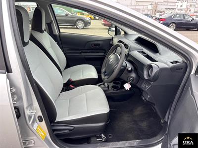 2017 Toyota Aqua - Thumbnail