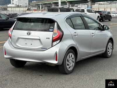 2017 Toyota Aqua - Thumbnail