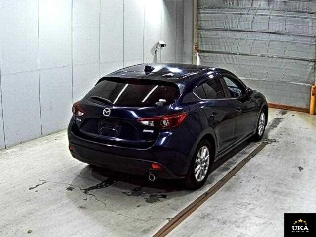 2016 Mazda Axela