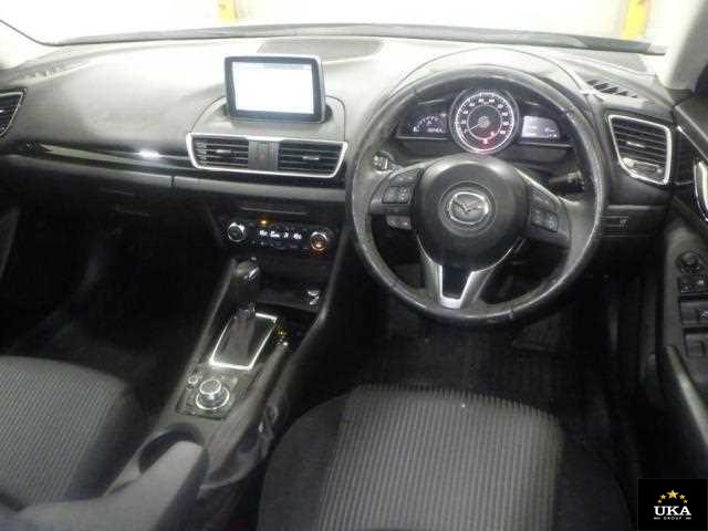 2016 Mazda Axela