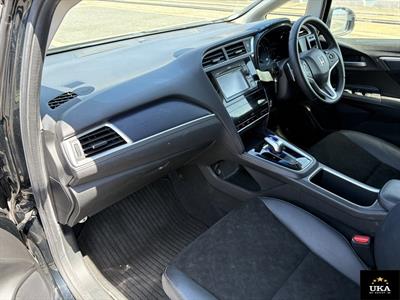 2015 Honda Shuttle - Thumbnail