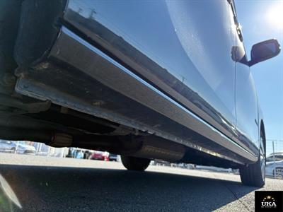 2015 Nissan Serena - Thumbnail