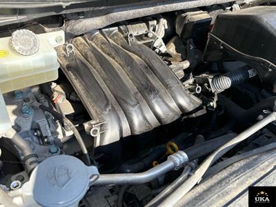 2015 Nissan Serena - Thumbnail