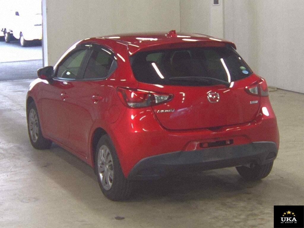 2017 Mazda Demio
