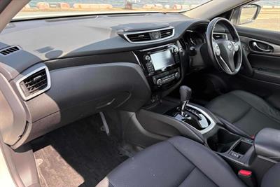 2016 Nissan X-Trail - Thumbnail