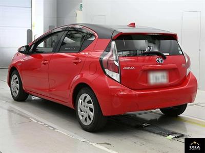 2015 Toyota Aqua - Thumbnail