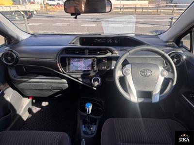 2015 Toyota Aqua - Thumbnail