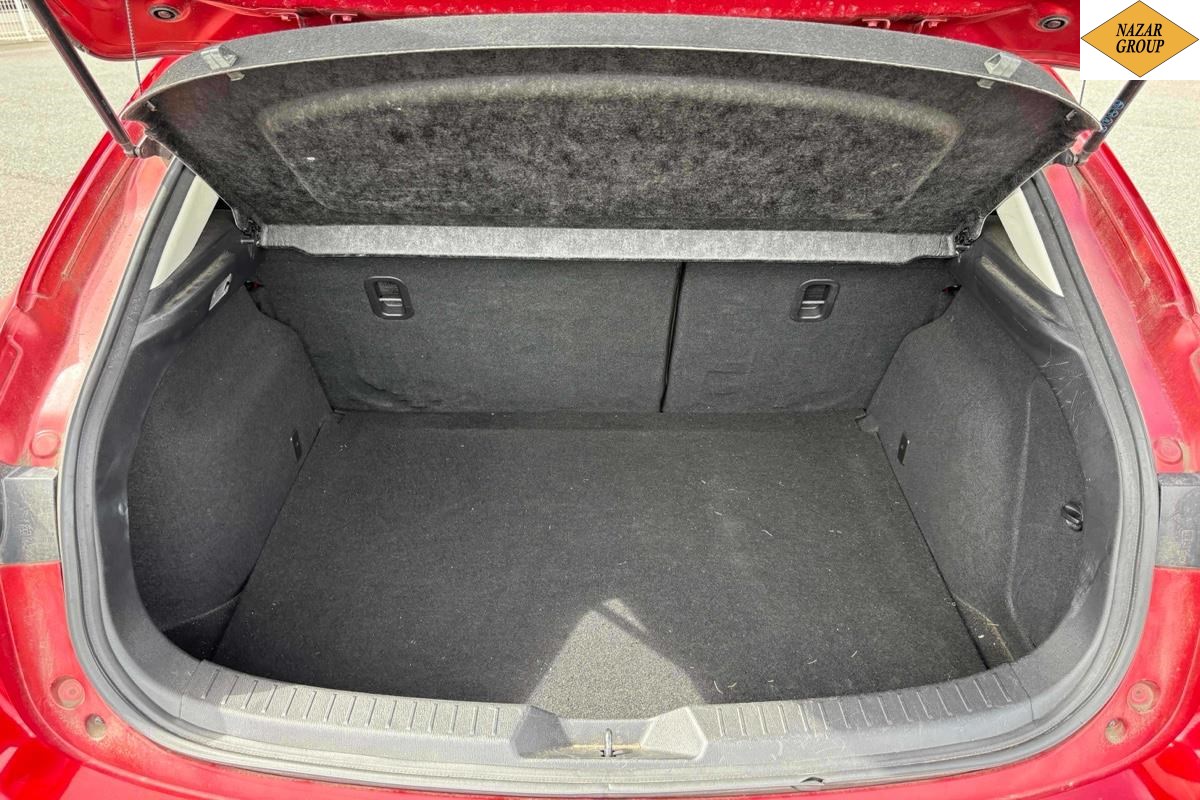 2014 Mazda Axela