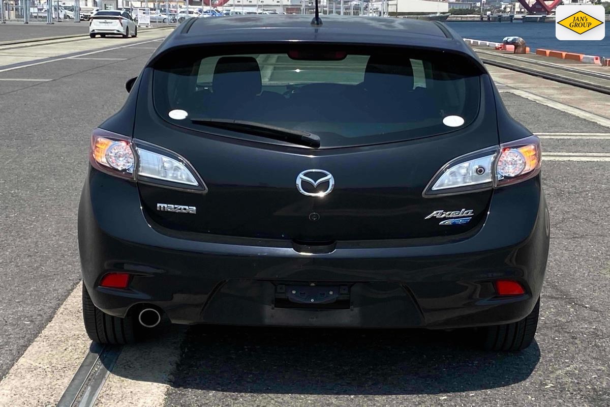2012 Mazda Axela