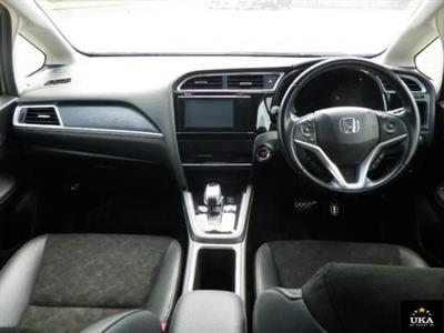 2016 Honda Shuttle - Thumbnail