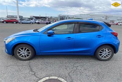 2016 Mazda Demio - Thumbnail