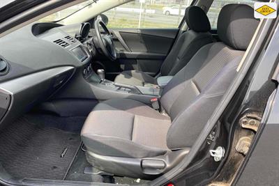 2012 Mazda Axela - Thumbnail