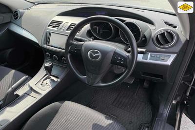 2012 Mazda Axela - Thumbnail