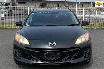 2012 Mazda Axela - Thumbnail