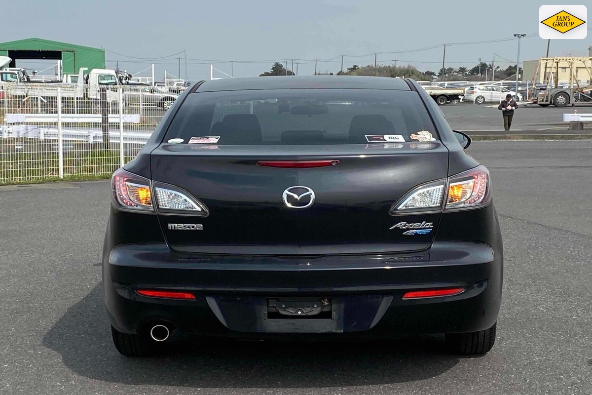 2012 Mazda Axela