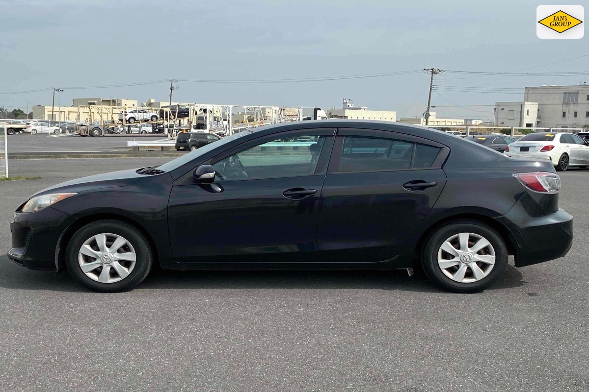 2012 Mazda Axela