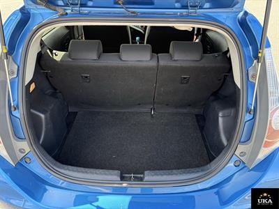 2014 Toyota Aqua - Thumbnail