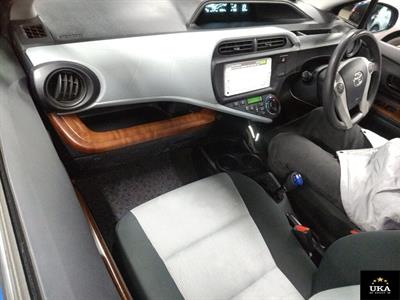 2014 Toyota Aqua - Thumbnail