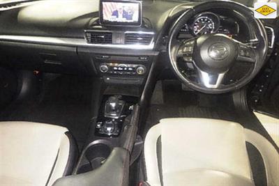 2015 Mazda Axela - Thumbnail