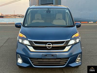 2017 Nissan Serena - Thumbnail