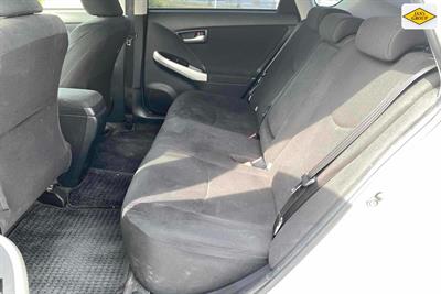 2012 Toyota Prius - Thumbnail