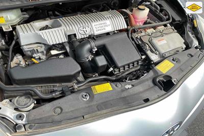 2012 Toyota Prius - Thumbnail