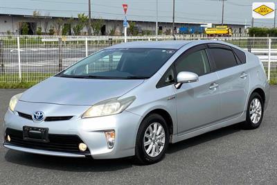 2012 Toyota Prius - Thumbnail