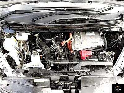 2018 Nissan Serena - Thumbnail