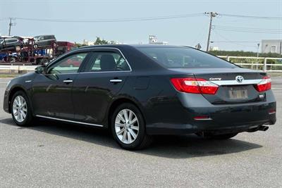 2013 Toyota Camry - Thumbnail