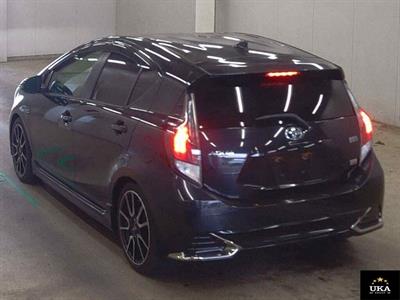 2016 Toyota Aqua - Thumbnail