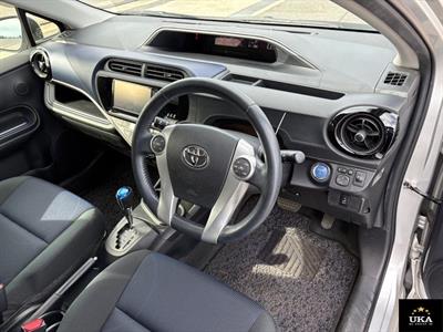 2015 Toyota Aqua - Thumbnail