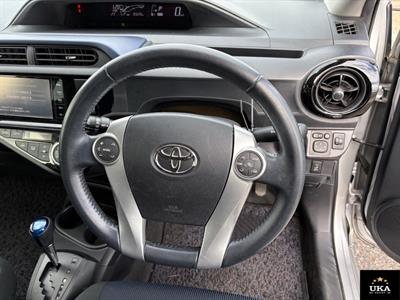 2015 Toyota Aqua - Thumbnail