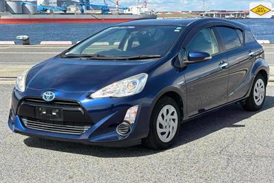 2016 Toyota Aqua - Thumbnail