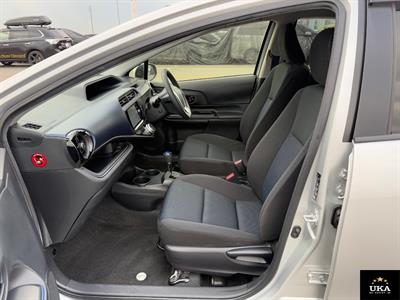 2016 Toyota Aqua - Thumbnail