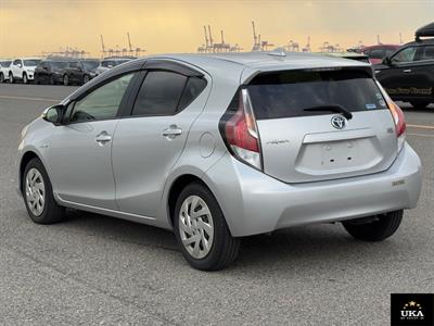 2016 Toyota Aqua - Thumbnail