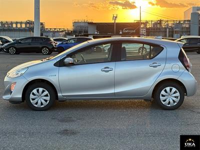 2015 Toyota Aqua - Thumbnail