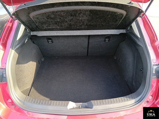 2014 Mazda Axela