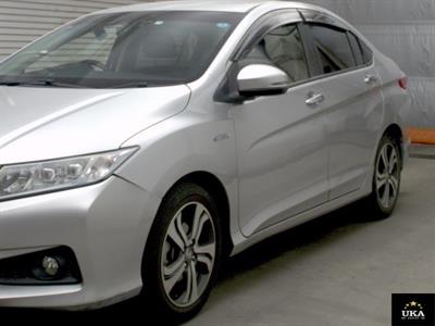 2015 Honda Grace - Thumbnail