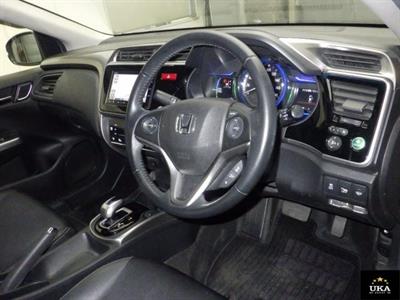 2015 Honda Grace - Thumbnail