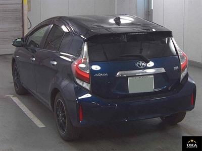 2017 Toyota Aqua - Thumbnail