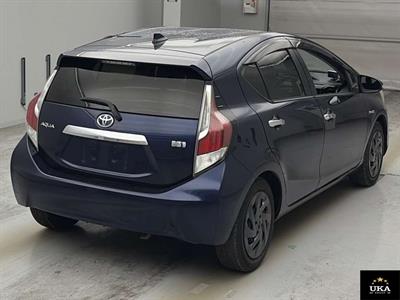 2016 Toyota Aqua - Thumbnail