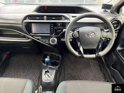 2016 Toyota Aqua - Thumbnail