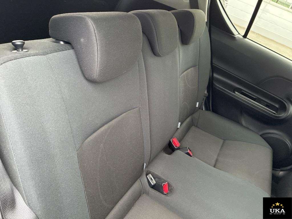 2016 Toyota Aqua