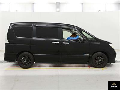 2013 Nissan Serena - Thumbnail