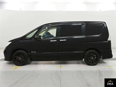 2013 Nissan Serena - Thumbnail