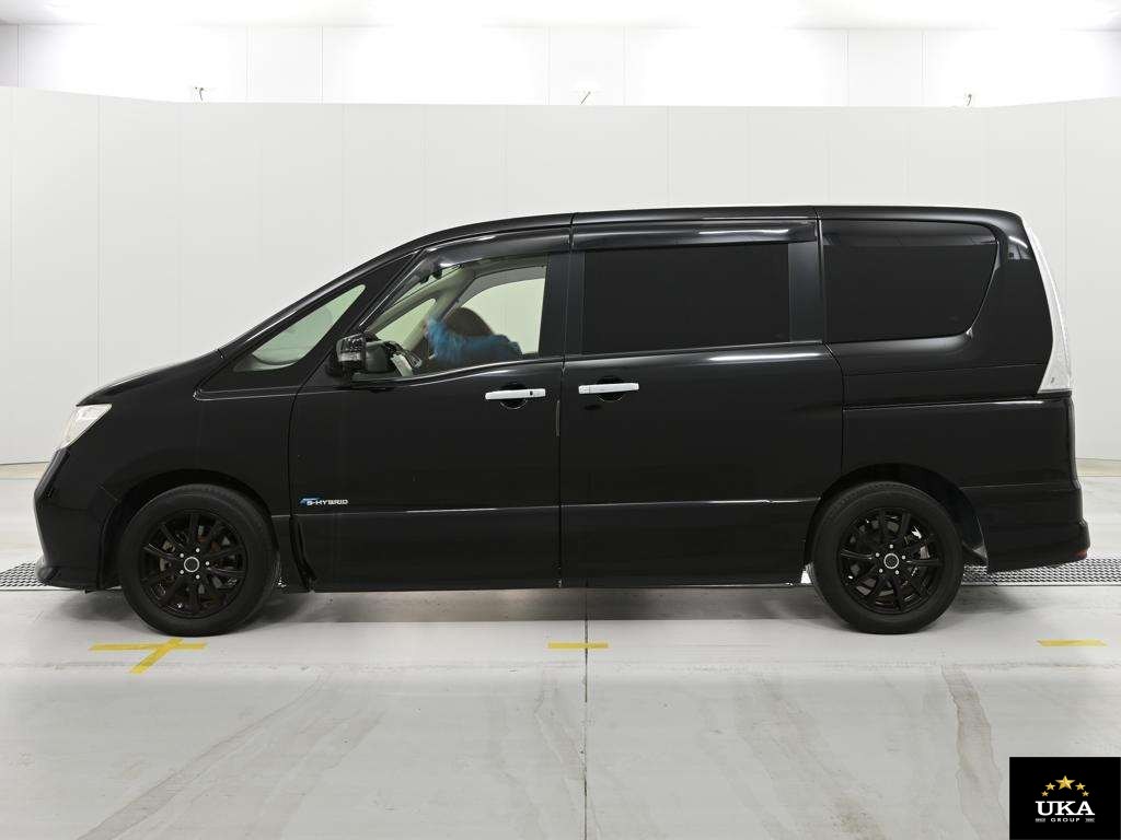 2013 Nissan Serena