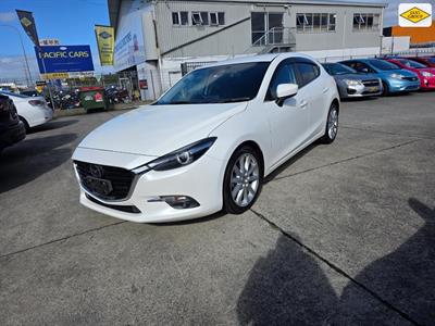 2016 Mazda Axela